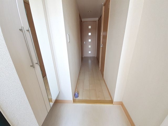 クレール姫路の玄関写真