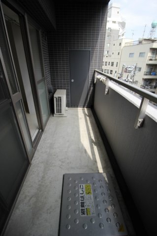 東京メトロ千代田線 千駄木駅 徒歩4分 11階建 築13年の内装写真