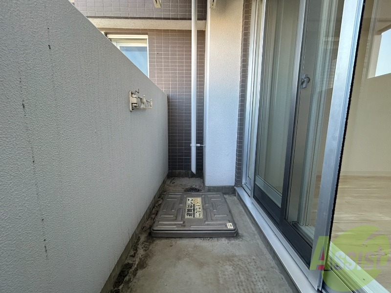 バルコニー　バルコニーが付いていますので一息ついてみてはいかがですか。