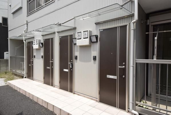 エントランス　★専用玄関タイプ★
