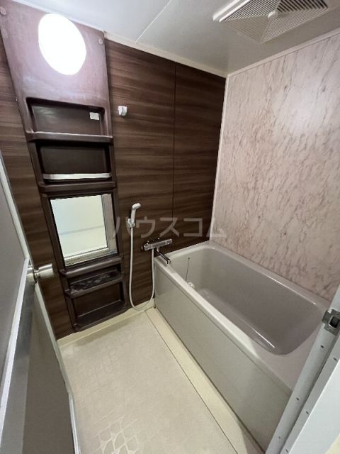 市川東レジデンスの風呂写真