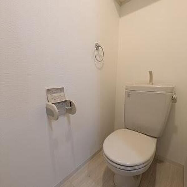 AVENIRのトイレ写真