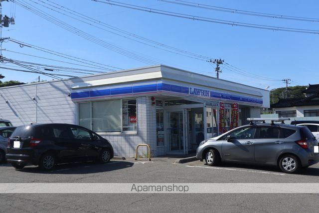 コンビニ　ローソン秋田新屋日吉町店（コンビニ）まで582m
