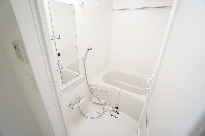 バス・シャワールーム　別部屋参考写真
