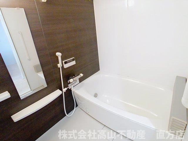 バス・シャワールーム　別部屋の写真です。