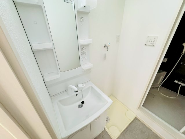 洗面設備　同施工会社施工物件の参考写真になります※現況優先