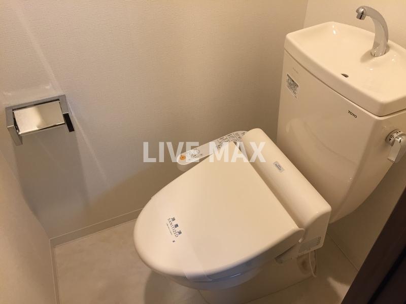 トイレ　※別部屋のお写真になります