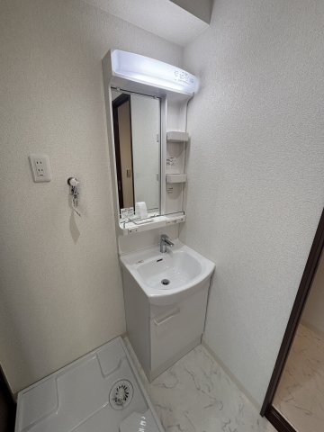 洗面設備　広い洗面スペース