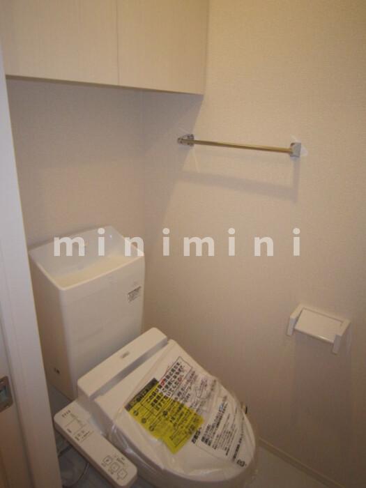 トイレ　※写真は別号室のものですので現状優先とさせていただきます