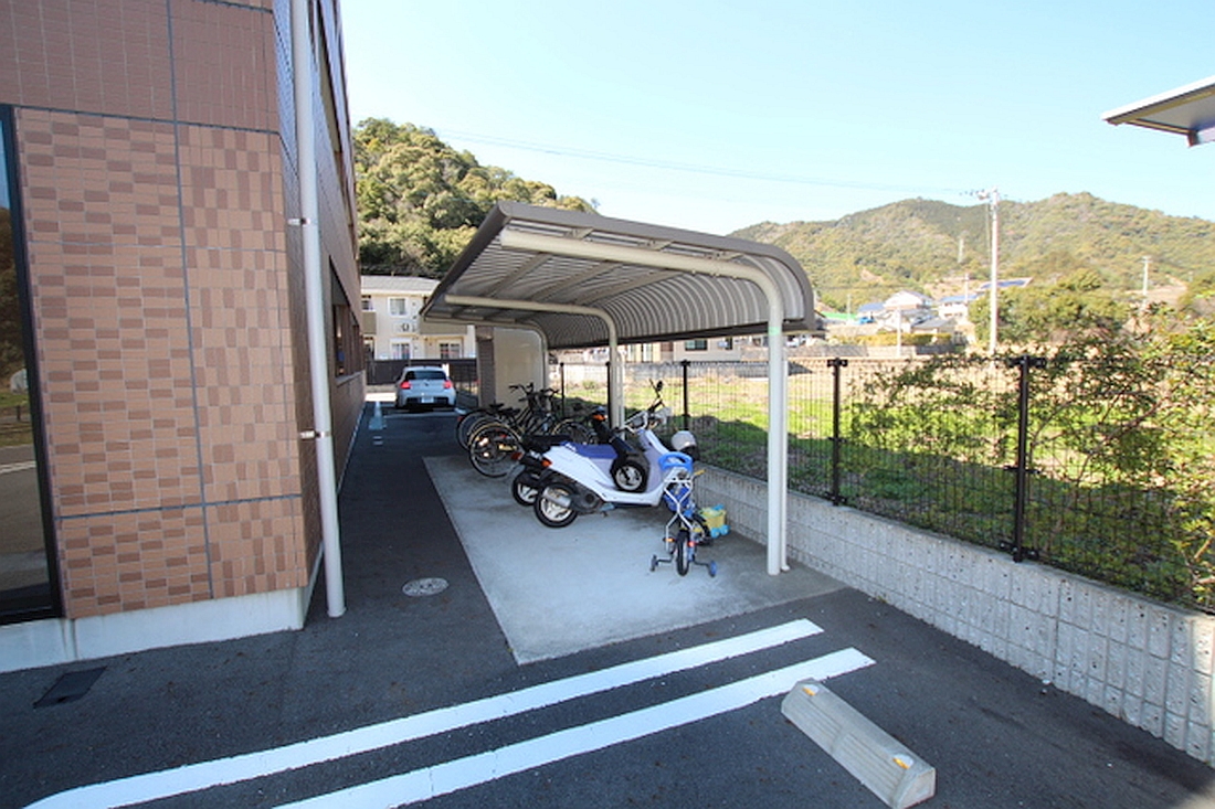 その他　駐輪場