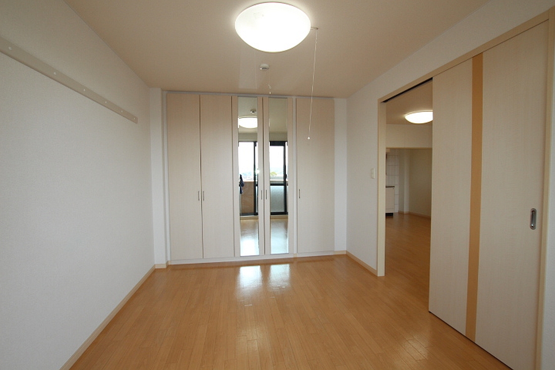 その他部屋・スペース　洋間６帖