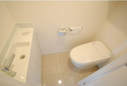 トイレ　★温水洗浄便座★