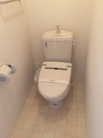 トイレ　＊同社施工によるイメージ写真