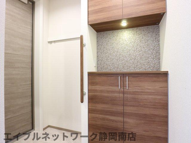 玄関　明るい玄関です