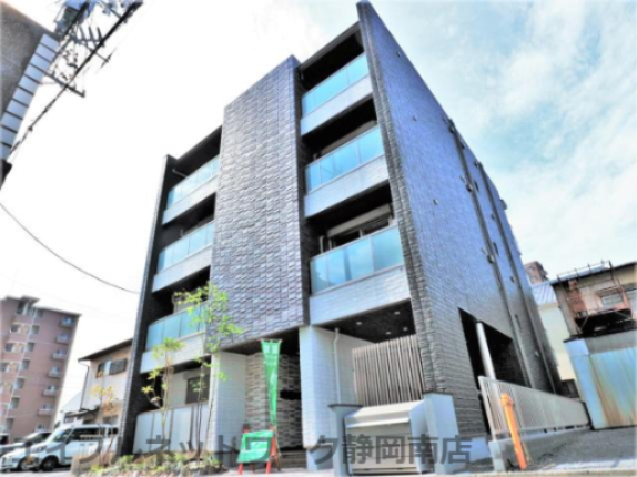 建物外観　外観は落ち着いています