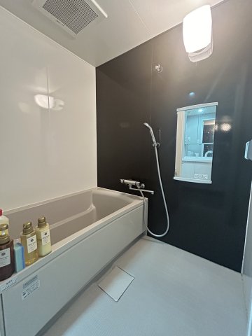 バス・シャワールーム　※同物件別号室