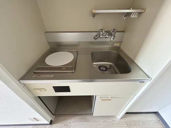 キッチン　※別部屋の写真です