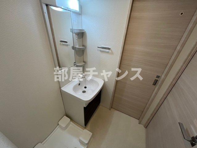 洗面設備　朝の身支度には欠かせない独立洗面化粧台