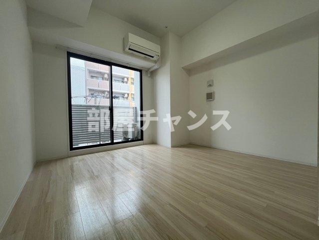 居室・リビング　使い勝手のいい寝室です