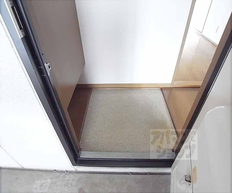 玄関　玄関です。