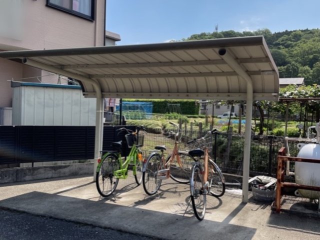 小田急小田原線 新松田駅 徒歩17分 2階建 築26年の外観写真