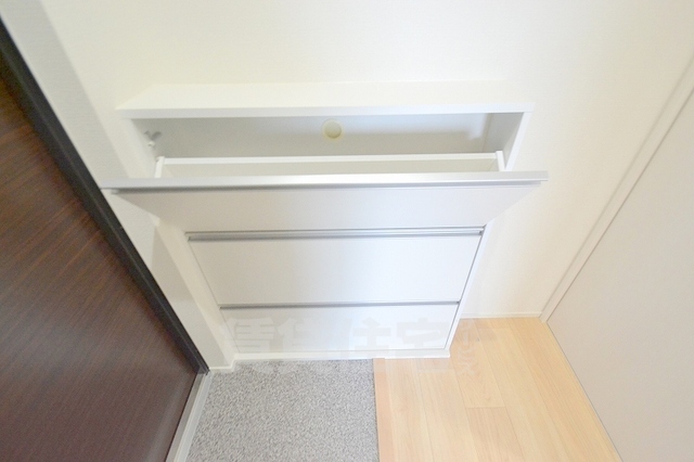 その他設備　シューズボックス