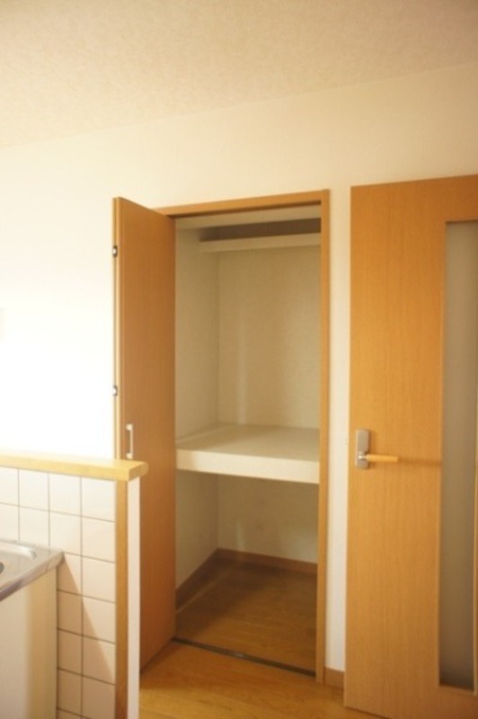 収納　図面と現状に相違がある場合には現状を優先