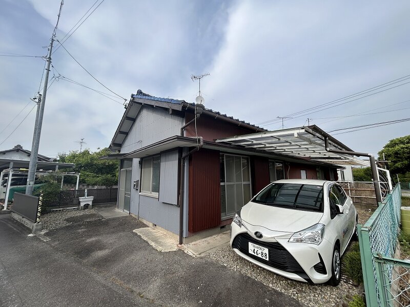 小島貸家IIIの建物外観