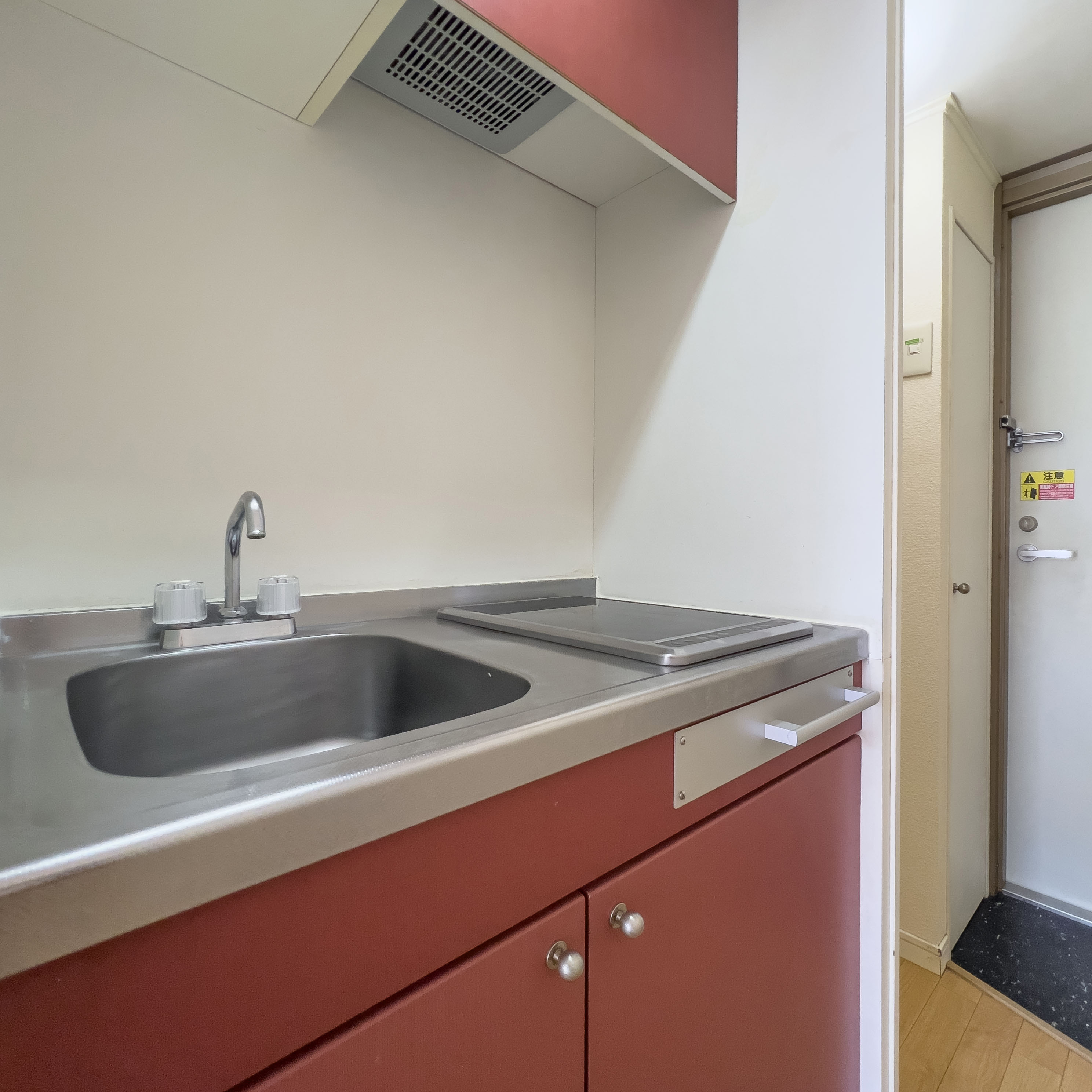 キッチン　同タイプ画像。機能的なミニキッチンあります♪