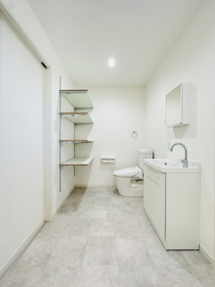 洗面設備　※別号室の写真です