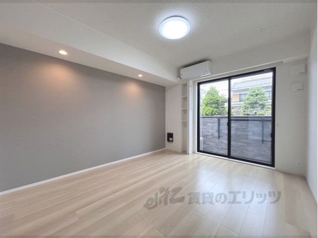 居室・リビング　洋室