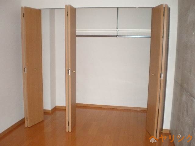 収納　クローゼット