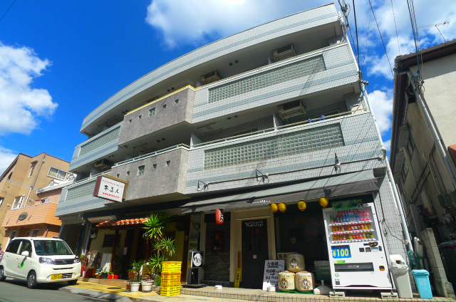 【高山コーポ東加古川の建物外観】