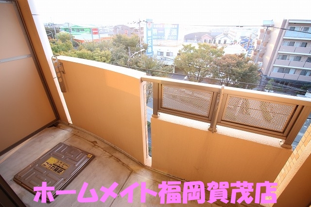 【福岡市早良区野芥のマンションのバルコニー】