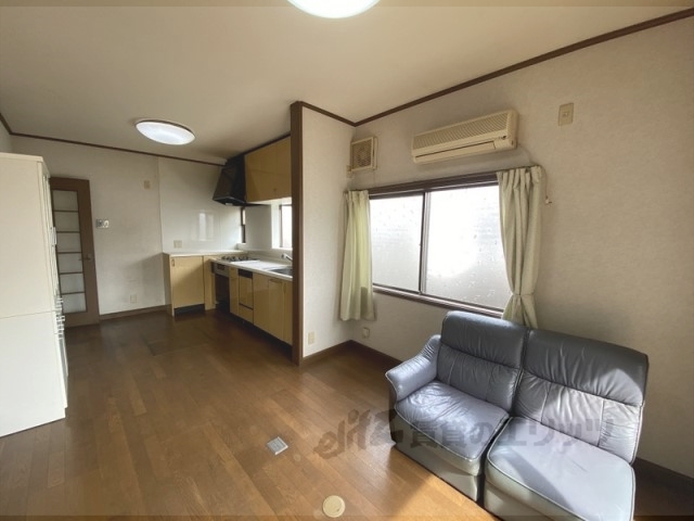 居室・リビング　リビング