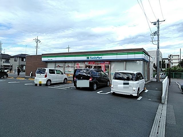 コンビニ　ファミリーマート 宇都宮みどり野南店（コンビニ）まで639m