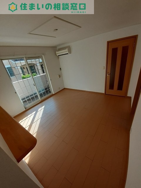 居室・リビング　同型