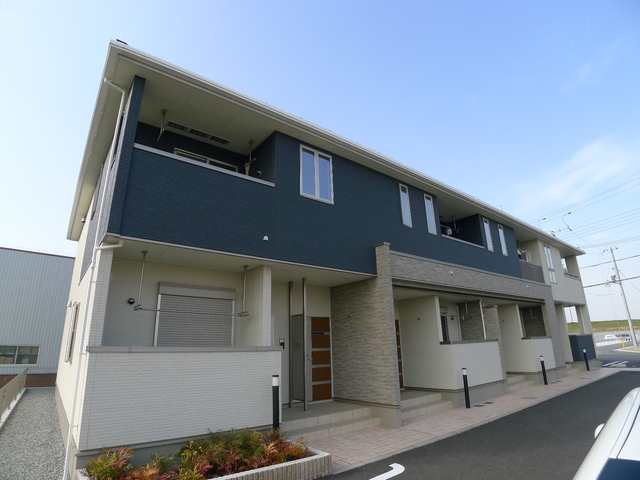 建物外観　オシャレな外観が素敵ですね♪