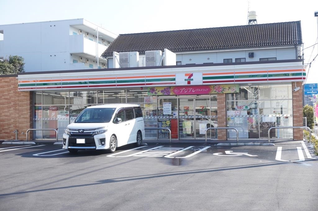 コンビニ　セブンイレブン 川口上青木1丁目店（コンビニ）まで381m