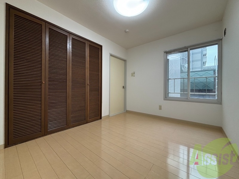 その他部屋・スペース　洋室の家具の配置を考えてみるのも楽しいですよ。