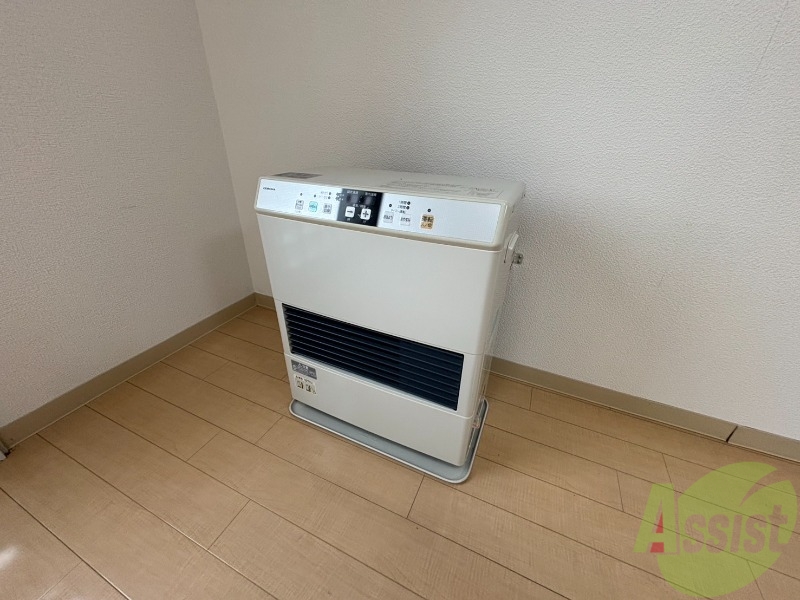 その他設備　灯油暖房です。札幌の寒い冬もこれで大丈夫！