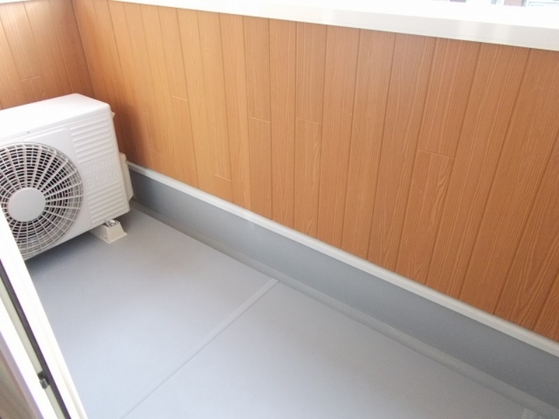 バルコニー　図面と現状に相違がある場合には現状を優先