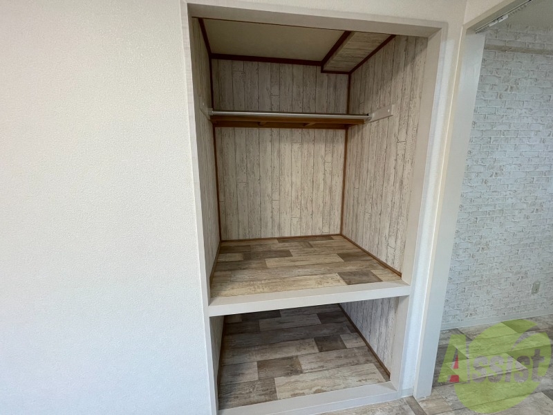 収納　洋室の収納です。部屋がすっきり片付きます。