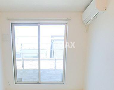 居室・リビング　別号室参考写真