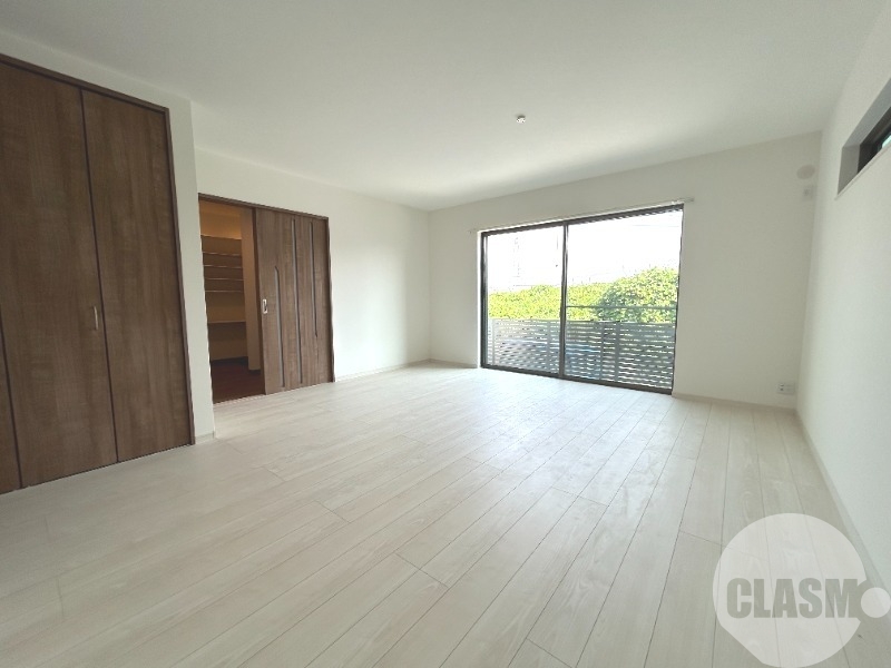 居室・リビング　広々としたリビング♪