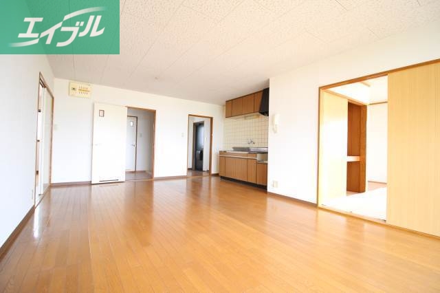 居室・リビング　リビング