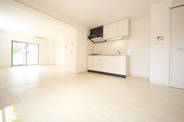 居室・リビング　アーデン土佐堀