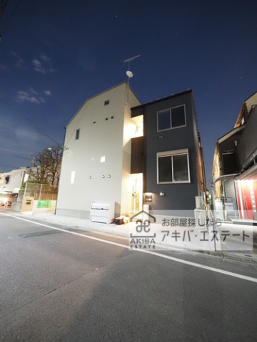 エントランス　※同一仕様写真