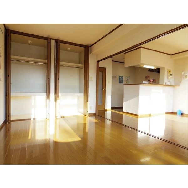 その他部屋・スペース　リビングのお隣の洋室