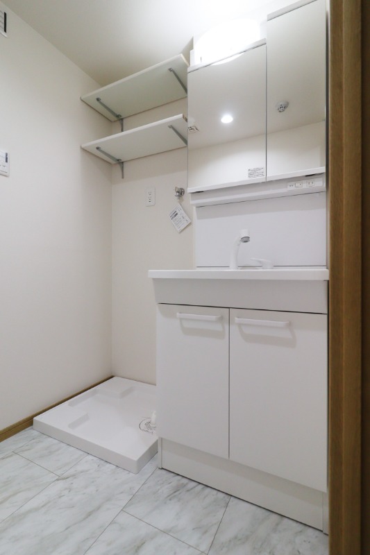 洗面設備　図面と現状に相違がある場合には現状を優先